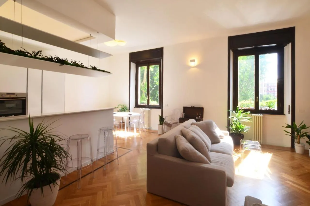 Grandi Apartment Milan